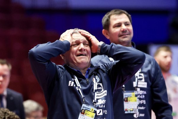 Šokantne informacije i fotografije: Hrvatski rukometaši u hrani dobili crva i plastiku