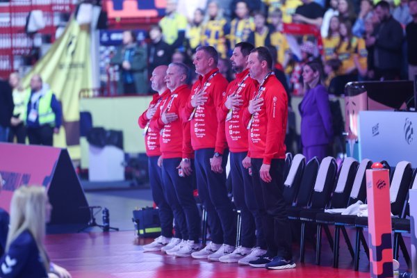 Zbog Hrvatske je jučer zaratio s EHF-om, a danas je himnu pjevao glasnije nego ikad