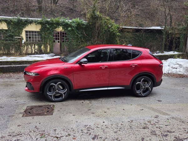 Alfa Romeo Tonale 1.5 175 MHEV FWD Sport Speciale