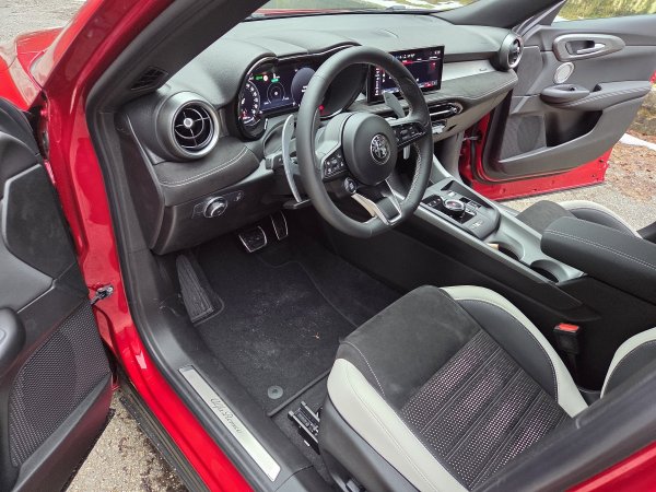 Alfa Romeo Tonale 1.5 175 MHEV FWD Sport Speciale