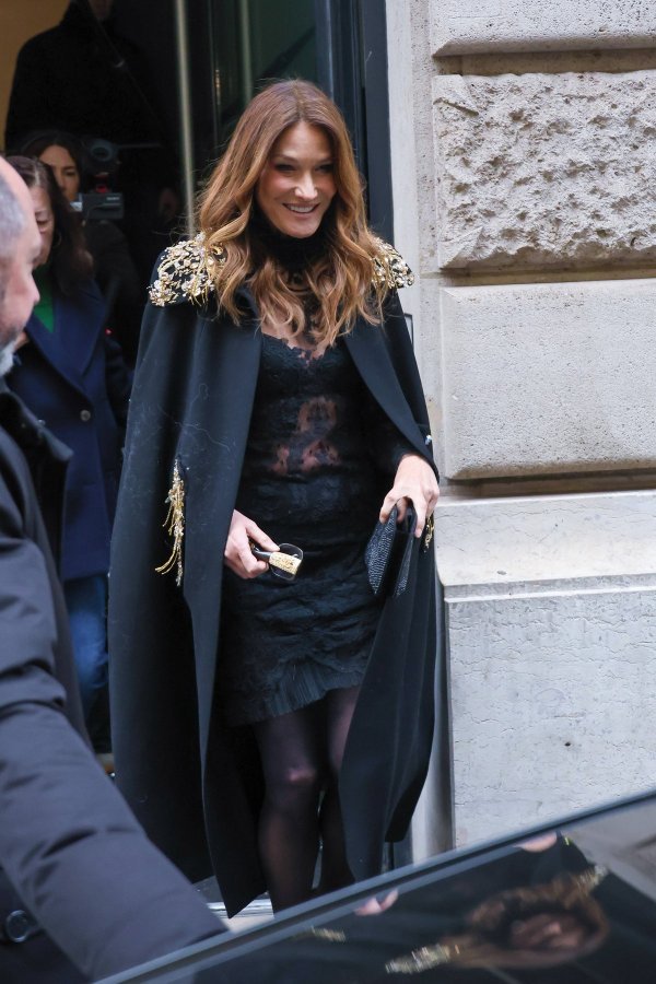 Bivša prva dama u najizazovnijem izdanju dosad: Ispod prozirne haljine vidjelo se baš sve