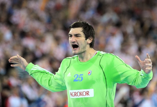 Alilović: Momcima treba zapljeskati, prošli su stvari koje nemaju veze s rukometom i terenom