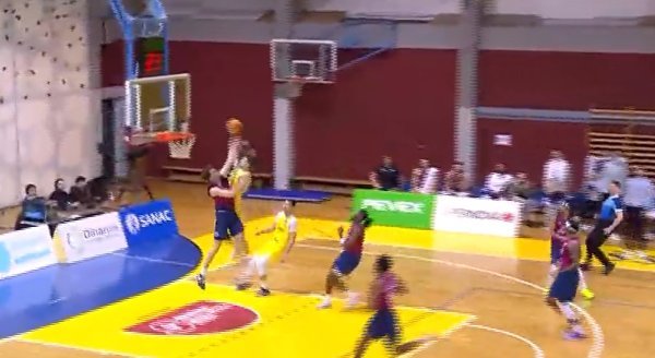 Pogledajte ludo zakucavanje igrača Dubrave