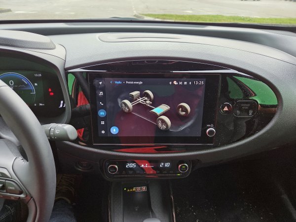 Toyota Aygo X Hybrid 1.5 HEV E-CVT 5D X-Clusive