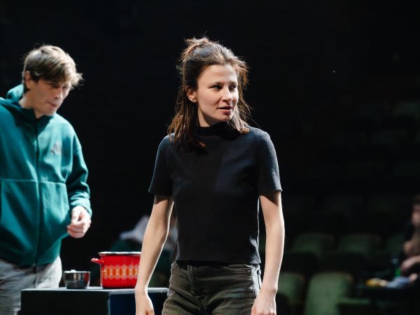 Kad govorim o dekonstrukciji, ne mislim na razgradnju Krleže radi efekta, nego na pažljivo čitanje njegovih tekstova iz povijesnog i iskustvenog kuta