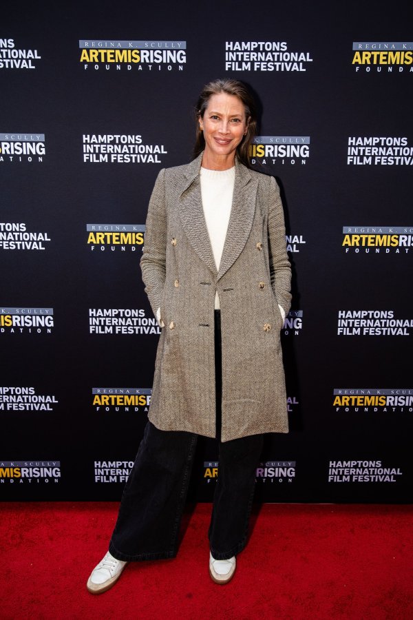 Ima 57 godina i ne boji se starenja: 'Vidim promjene na sebi, ali sretna sam time kako izgledam'