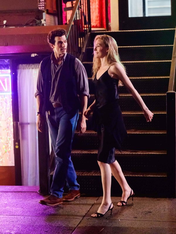 Sarah Pidgeon kao Carolyn Bessette-Kennedy