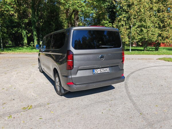VW Caravelle Life L2 2.0 TDI