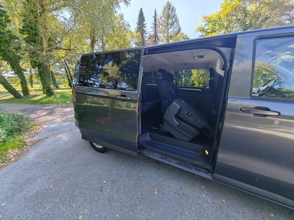 VW Caravelle Life L2 2.0 TDI