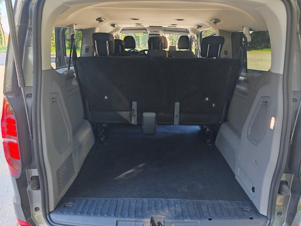 VW Caravelle Life L2 2.0 TDI