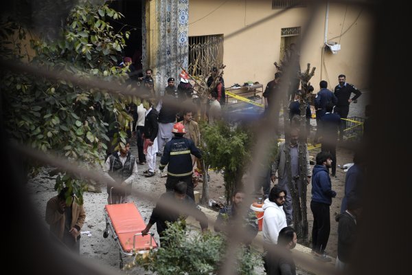 ISIS preuzeo odgovornost za krvavi napad na džamiju u Islamabadu, ubijeno više od 30 ljudi