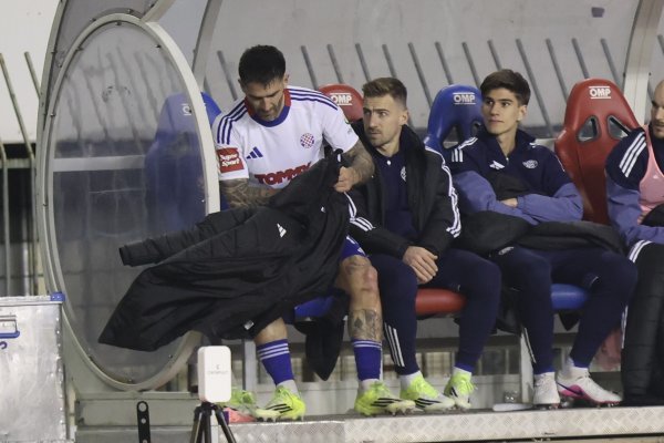 Livaja je bio ljutit nakon zamjene: Evo kako je to izgledalo na klupi
