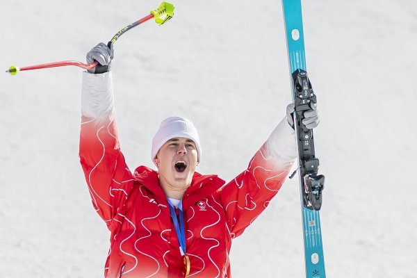 Senzacionalni Švicarac Franjo stigao do treće zlata; dostigao i uspjeh Janice Kostelić