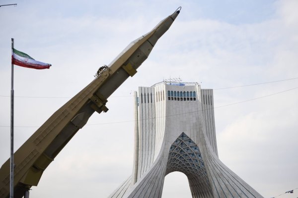 Iranski projektil Sedžil - ilustracija