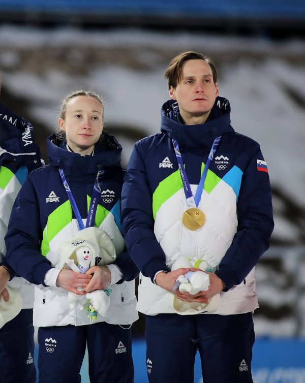 Četvero djece s jednog kauča – svi imaju olimpijsku medalju: Nestvarna priča obitelji Prevc obišla je svijet