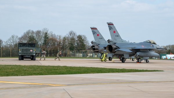 Turski F-16 djeluju protiv islamističke skupine al-Šahab
