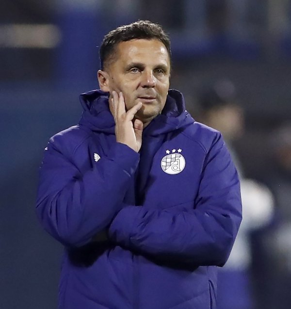 Trener Dinama uoči utakmice s Istrom progovorio o mogućim odlascima: Vidjet ćemo...