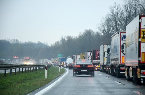 Prometna nesreća na A3 kod Slavonskog broda, oglasio se HAK