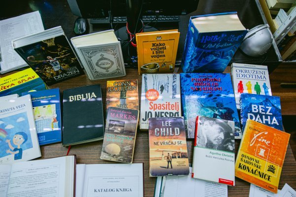 Najpopularnije i rado čitane knjige među zagrebačkim zatvorenicima koje nam je rasporedio knjižničar 