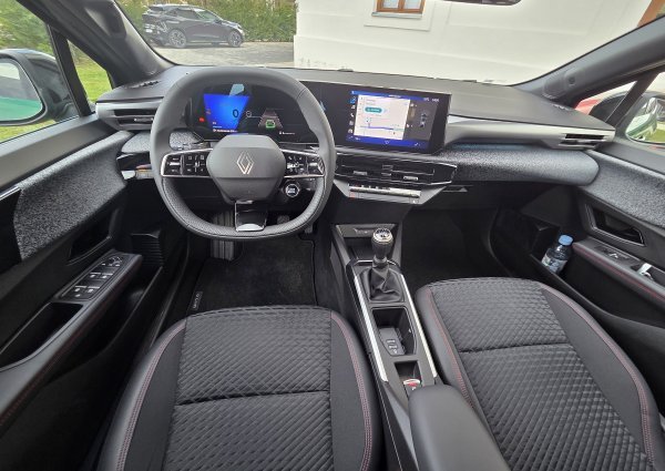 Renault Clio - hrvatska premijera - model techno TCe 115 sa 6-stupanjskim ručnim mjenjačem