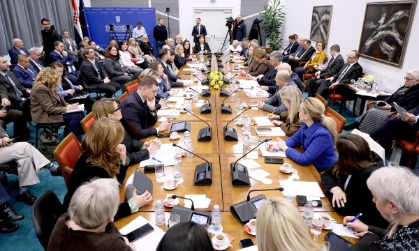 Zagreb: Plenković odborima predstavio Alena Ružića, kandidata za novog ministra rada, mirovinskog sustava, obitelji i socijalne politike