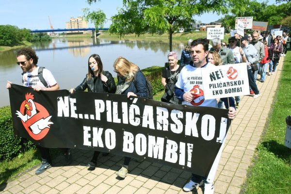 Prosvjed protiv megafarmi pilića na Banovini