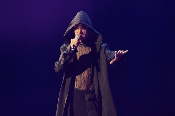 Marko Bošnjak kao princ tame Eurovizije