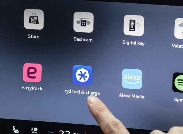 Audi integrira nove aplikacije za parkiranje, punjenje i točenje goriva