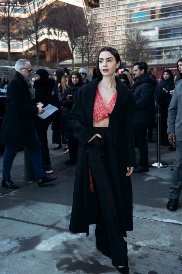 Od Zagreba do Hollywooda: Zvijezda Netflixove serije blistala u kaputu Izabel Kovačić