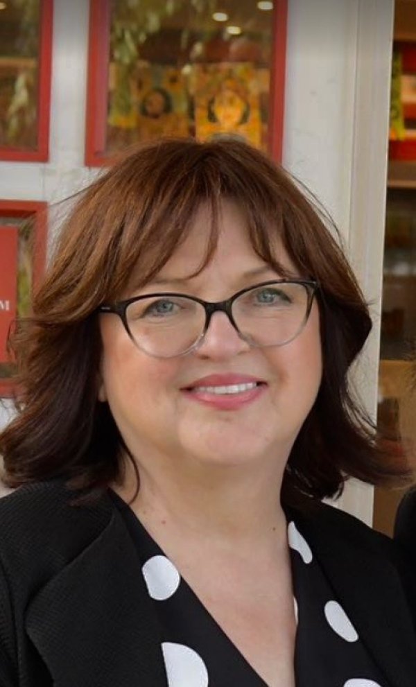 Sada je naš zadatak navikavati roditelje i učitelje da njihova djeca mogu imati sadržajniji kulturni život i da ih u Žar ptici čekaju predstave koje mogu pratiti