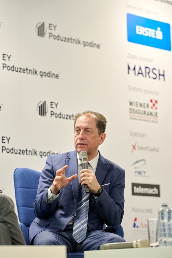 Christoph Schoefboeck tvrdi i da je financiranje kompanija na alternativne načine ključno za njihov rast