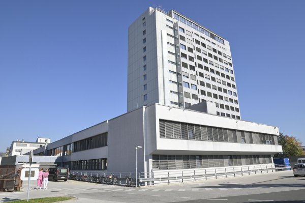 Zgrada Sveučilišnog kliničkog centra u Mariboru