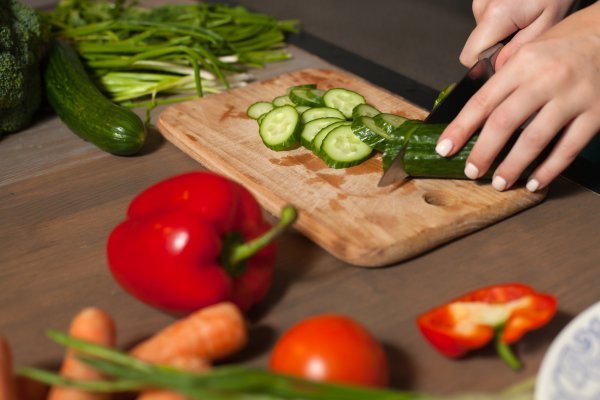 Možete smanjiti mogućnost da kući donesete gorke krastavce kada ih kupite - odaberite one koji su ravnomjerno zelene boje