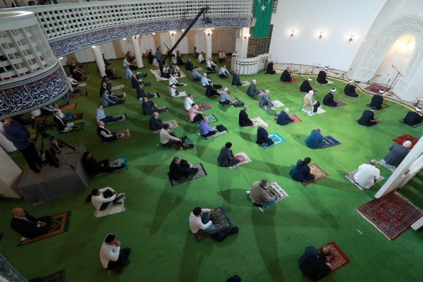 Ramazansko slavlje u džamiji u Zagrebu