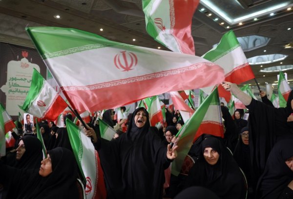 Srbija poslala apel svojim građanima: 'Što prije napustite Iran!'