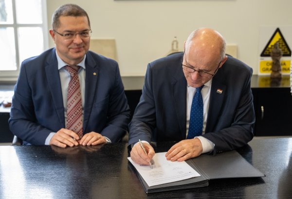 Potpisivanje ugovora o rušenju Vjesnika