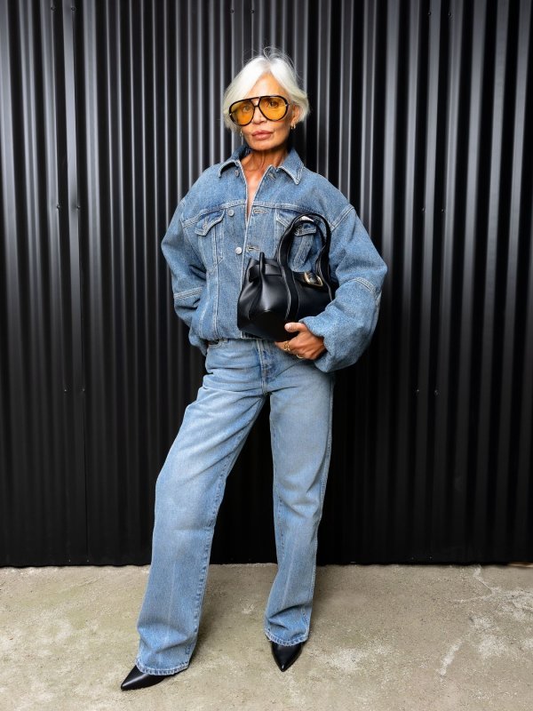 Zaboravite na tamni jeans: Svijetle traperice su favorit žena iznad 50 – i izgledaju fantastično