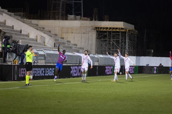 Englezi zgroženi viđenim u Mostaru; ne samo igrom Crystal Palacea, već i 'kavezom' za navijače