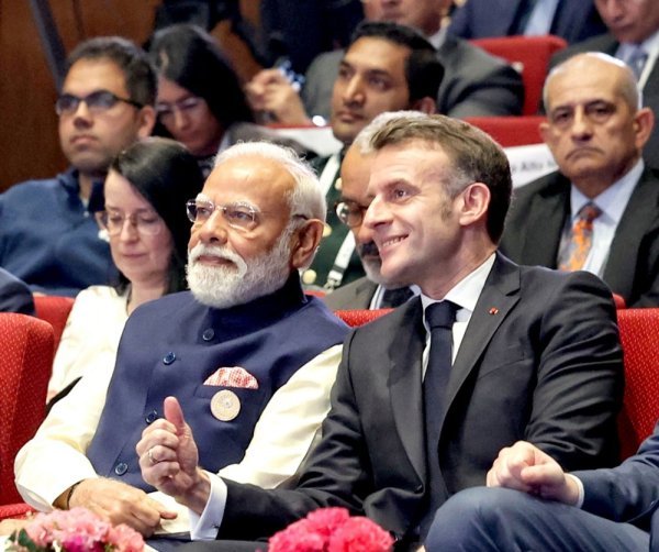 Narendra Modi i Emmanuel Macron u Delhiju