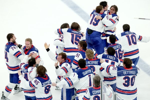 Amerikancima zlato nakon drame i produžetaka u spektakularnom finalu: Na ovo su čekali skoro 50 godina