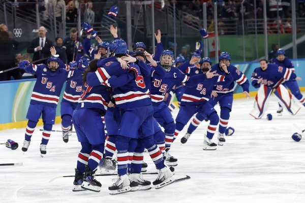 Ženska hokejaška reprezentacija SAD-a odbila Trumpov poziv u Washington