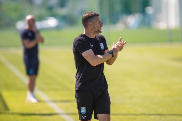 Evo tko sjeda na klupu Osijeka nakon otkaza Sopiću