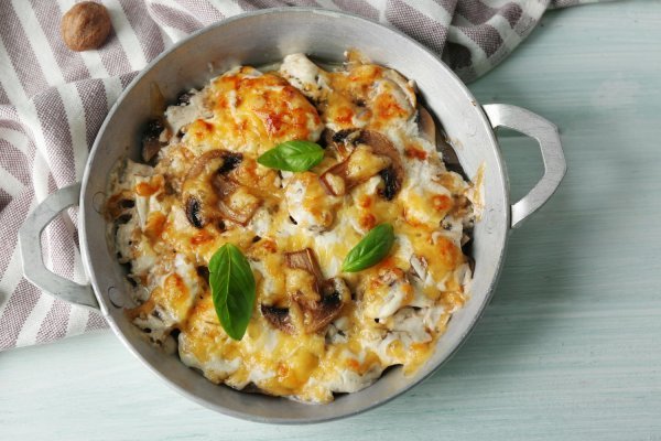 Zapečena tjestenina sa šampinjonima