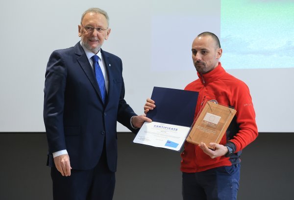 Davor Božinović nedavno podijelio certifikate za speleološko spašavanje