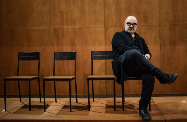 Demokracija nije čin koji se događa jednom u četiri godine, kada zaokružimo najmanje problematično ime i time sebe aboliramo od svakog daljnjeg promišljanja