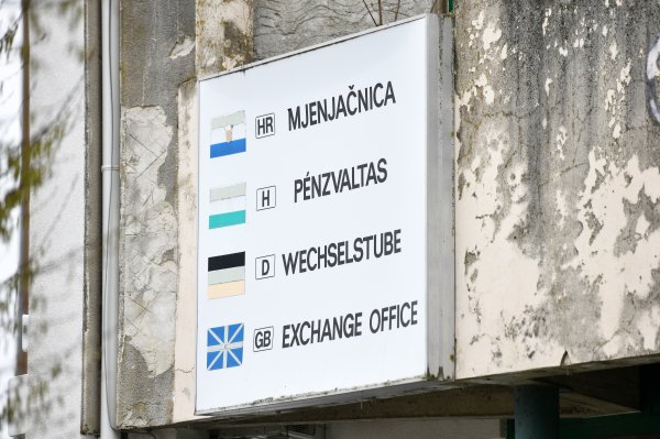 Državna tajnica Rogić Lugarić: Od uvođenja eura 'izgubili' smo 1100 mjenjačnica