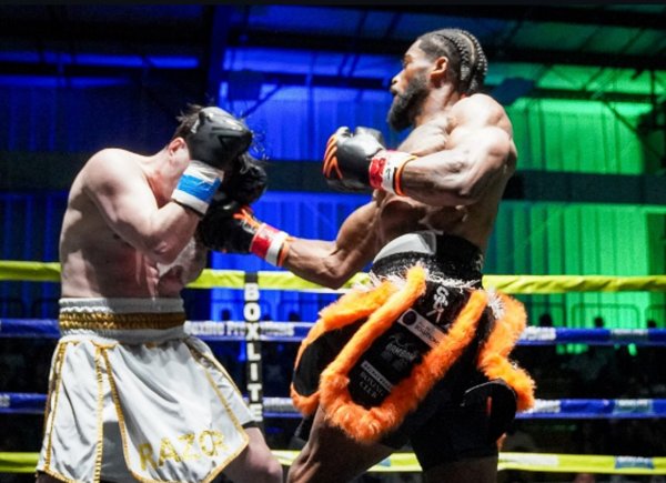 Pogledajte najbrži nokaut u povijesti boksa! Borba je trajala tek dvije sekunde