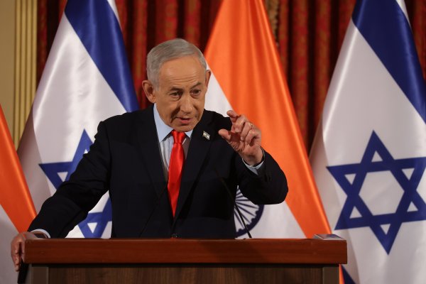 Netanyahu poslao poruku Irancima: 'Nemojte sjediti prekriženih ruku!'