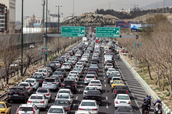 Iranci bježe iz Teherana