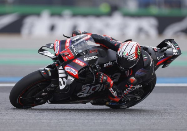 Bezzecchi iznenađujuće slavio u prvoj utrci sezone, katastrofa za braću Marquez